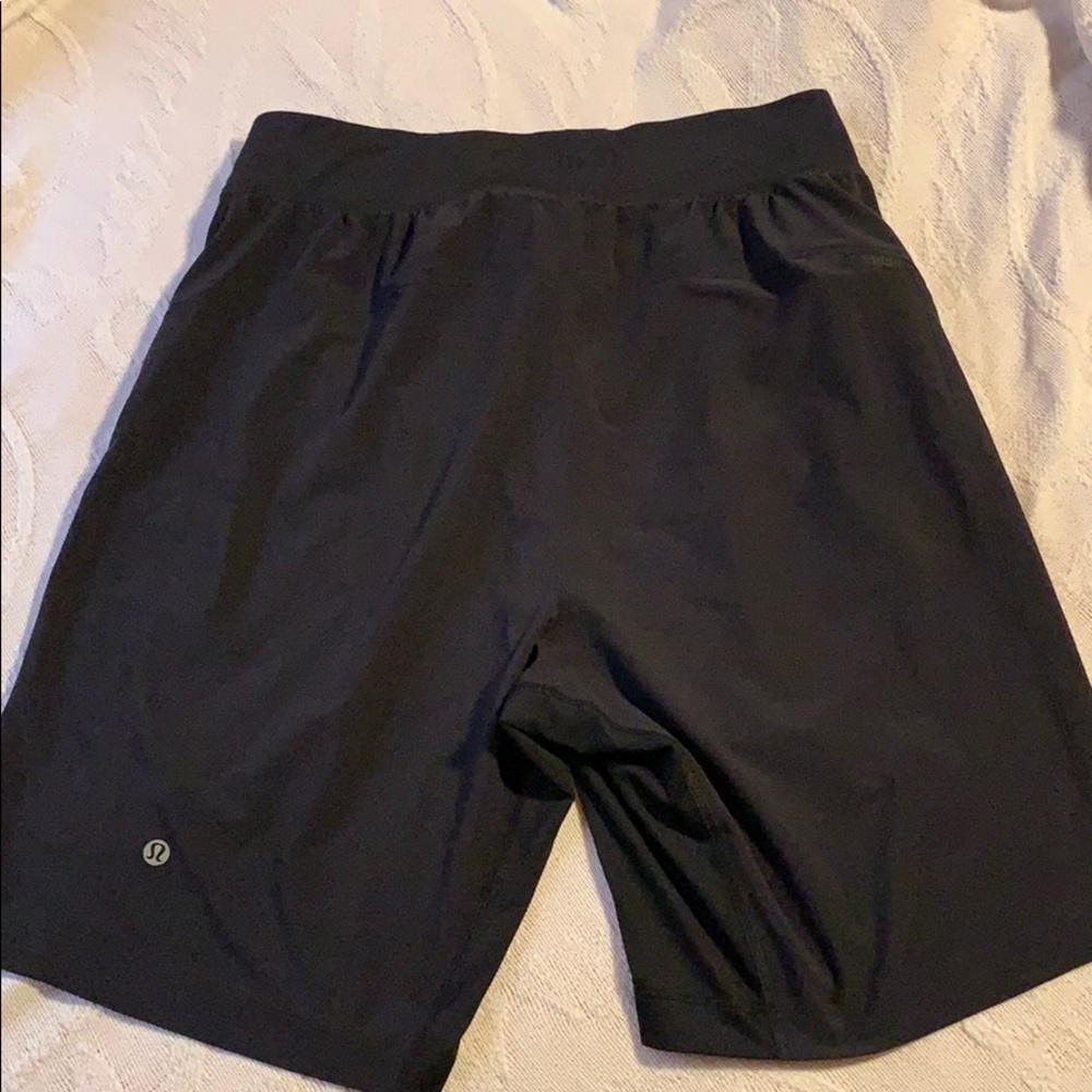 Lululemon 9” Short